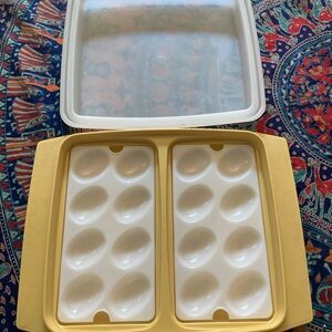 Tupperware deviled egg container